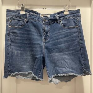 Liverpool Los Angeles Frayed Hem Denim Shorts Size 18W Eco-Friendly
